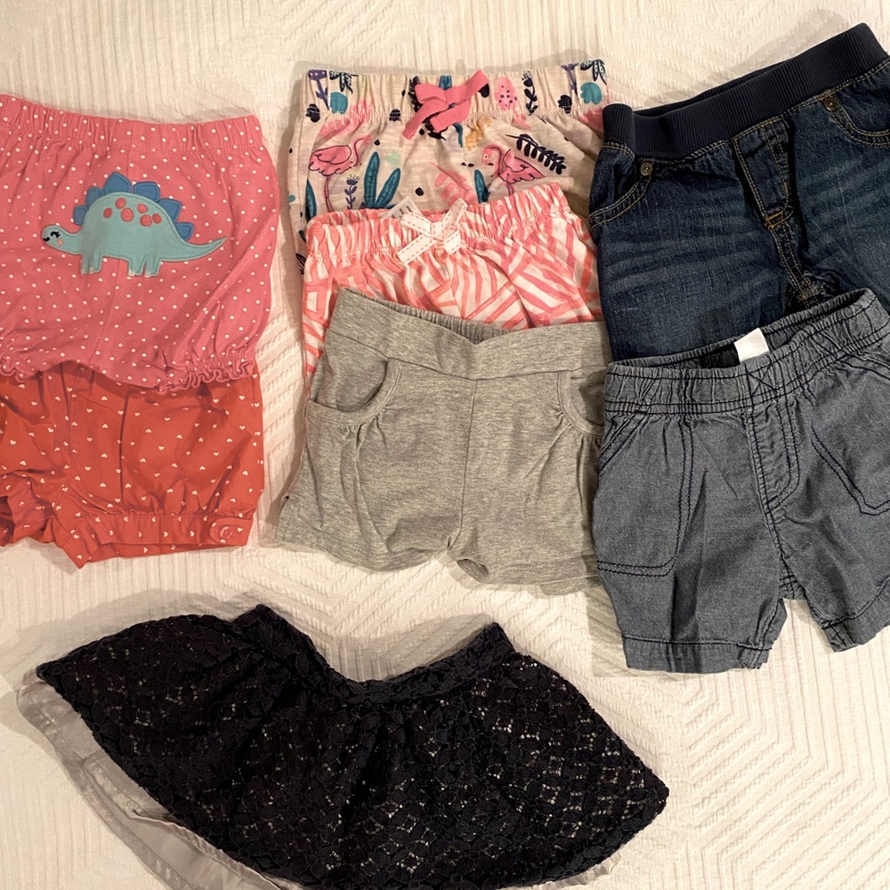 Eight piece lot! 7 Girl shorts and 1 skirt 😍